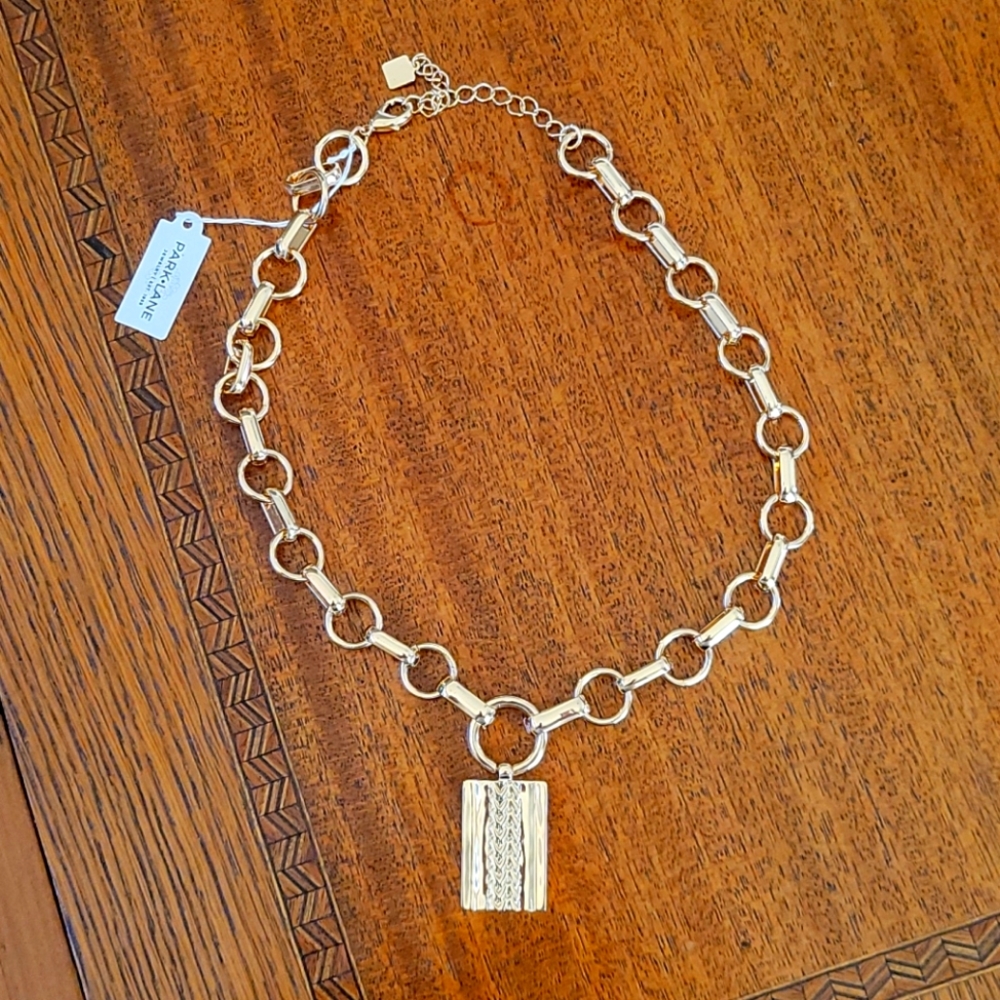 Zoe Necklace